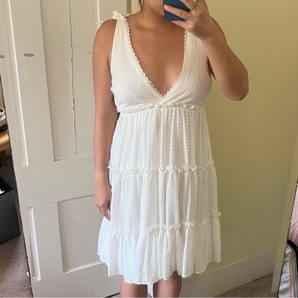 NWT Lulu’s White Dress